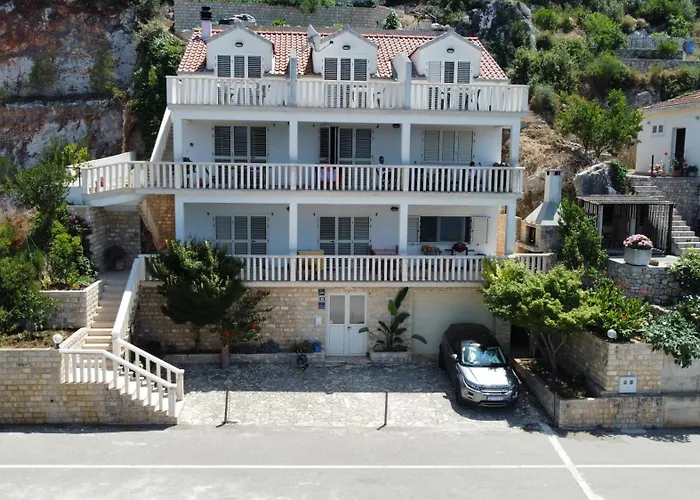 Apartman Terrace With Panoramic Seaview *